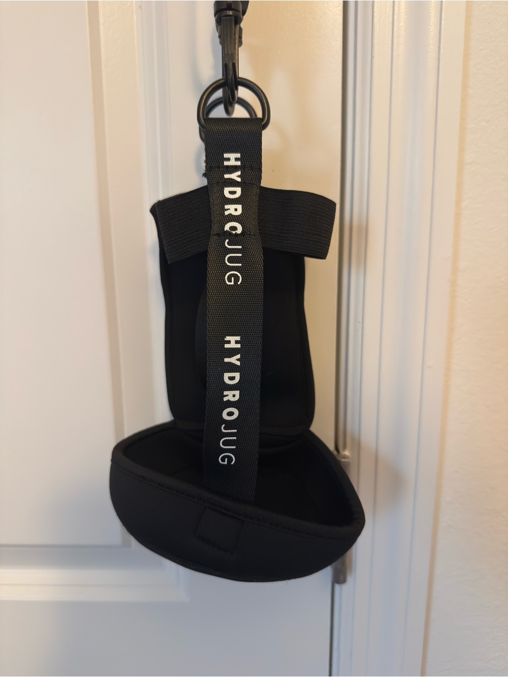 Classic HydroJug Black Minimal Sleeve